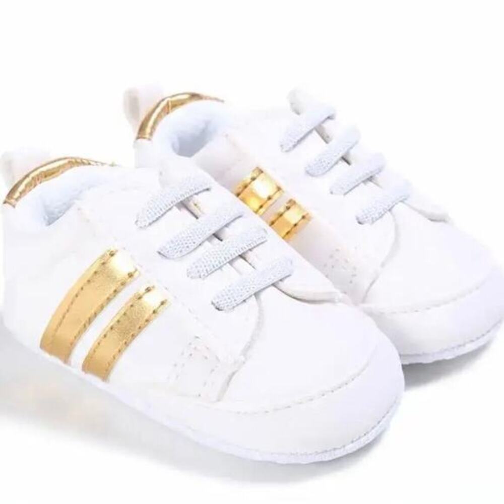 New baby soft sole sneaker shoes 12-18 months size 3